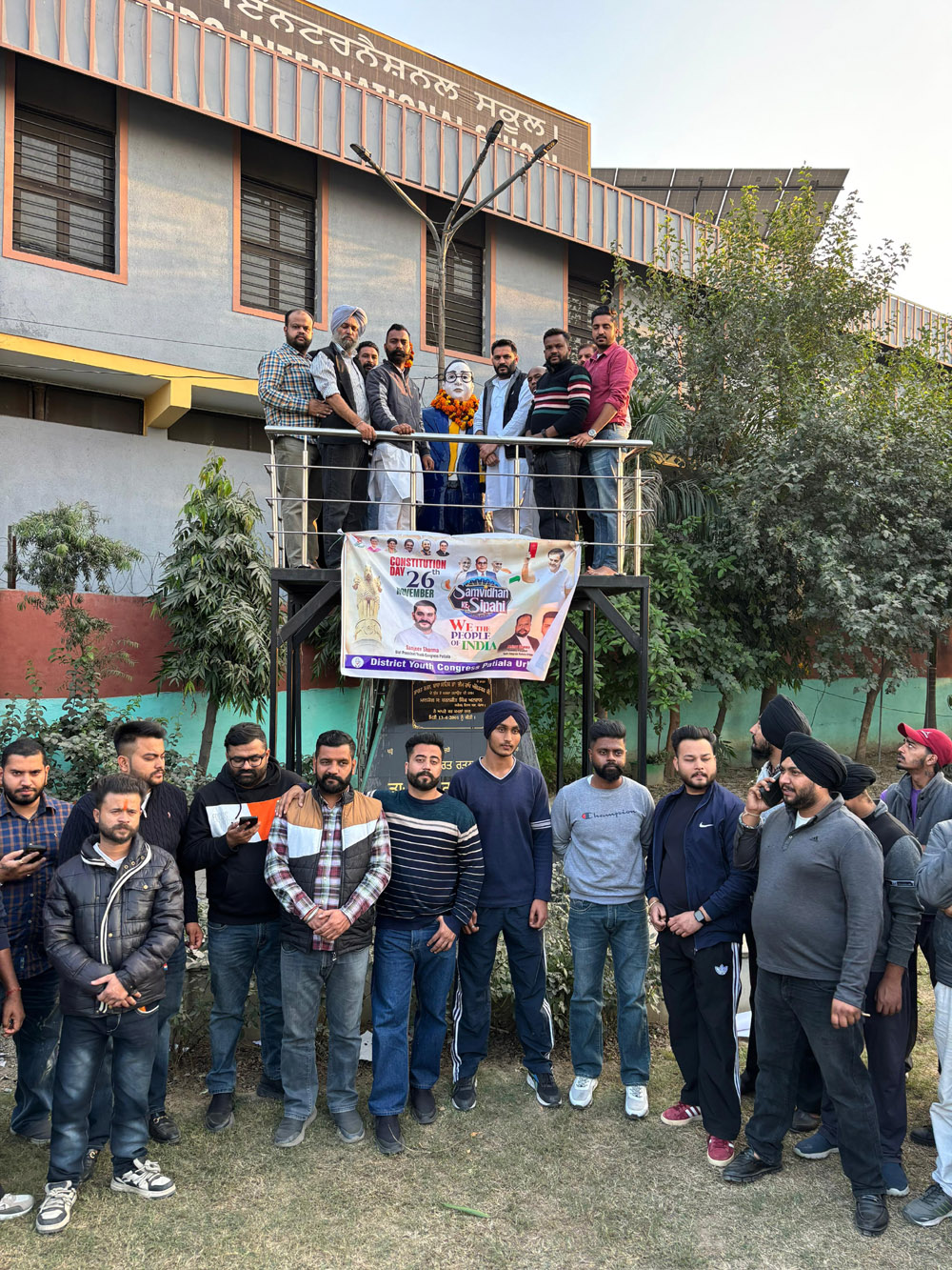 ਸੰਵਿਧਾਨ ਦਿਵਸ 'ਤੇ ਯੂਥ ਆਗੂ ਨੇ ਭੀਮ ਰਾਓ ਅੰਬੇਡਕਰ ਨੂੰ ਦਿੱਤੀ ਸ਼ਰਧਾਂਜਲੀ